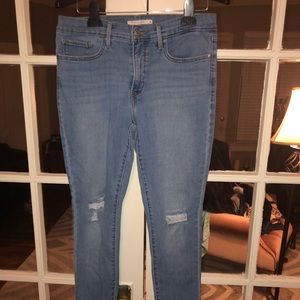 Light wash Skinny Levi Jeans